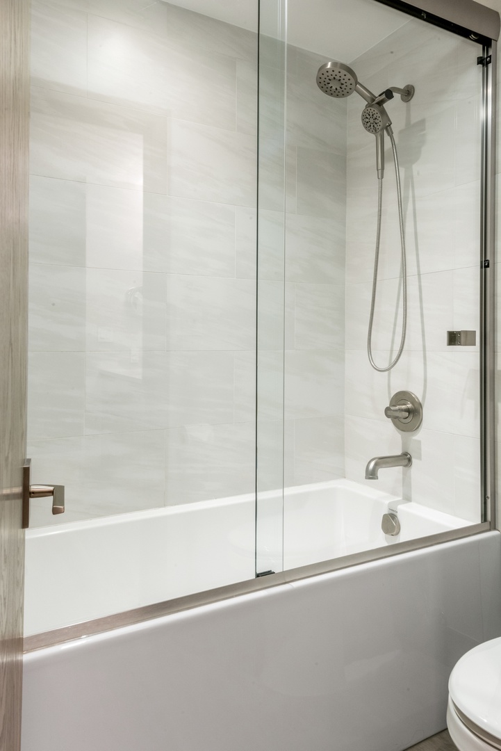 Guest Room Bath