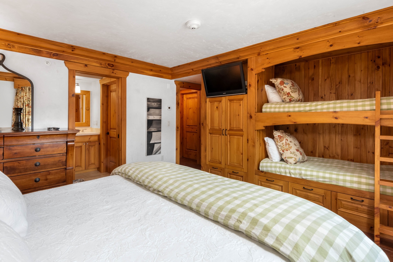 Bedroom with Bunk Bed