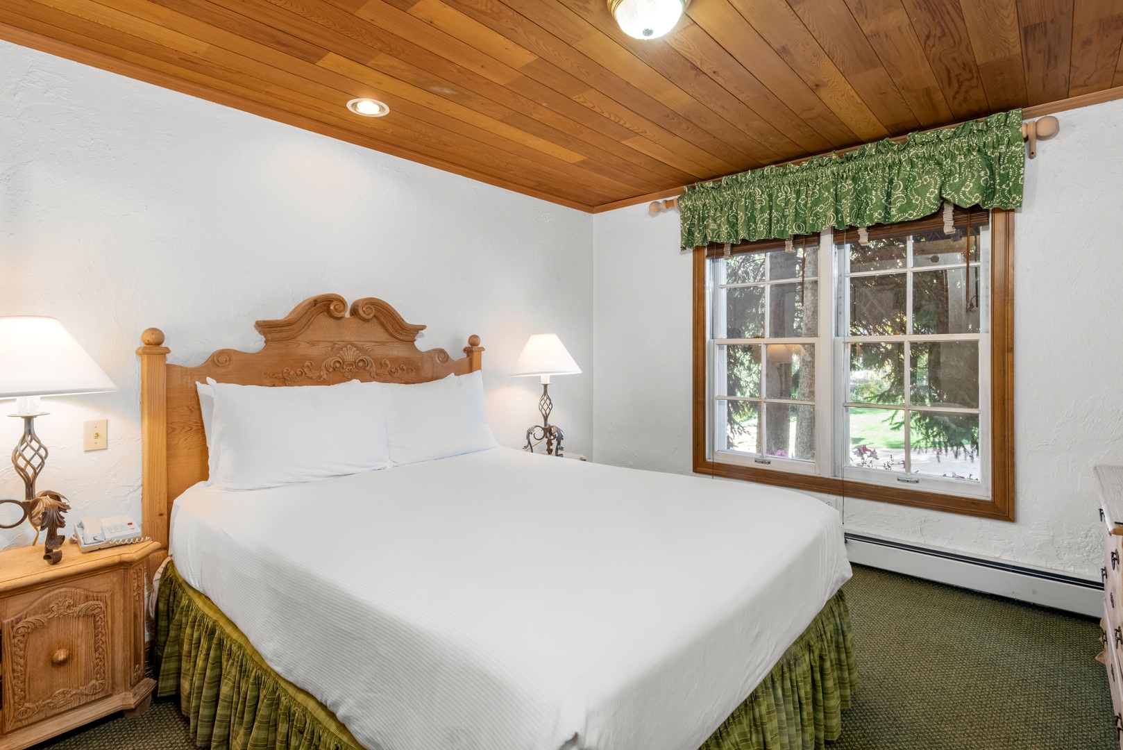 Queen Bed