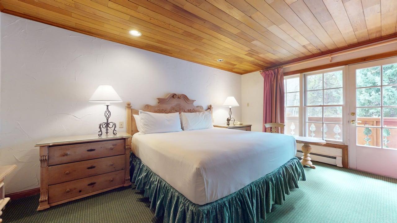 King Bed