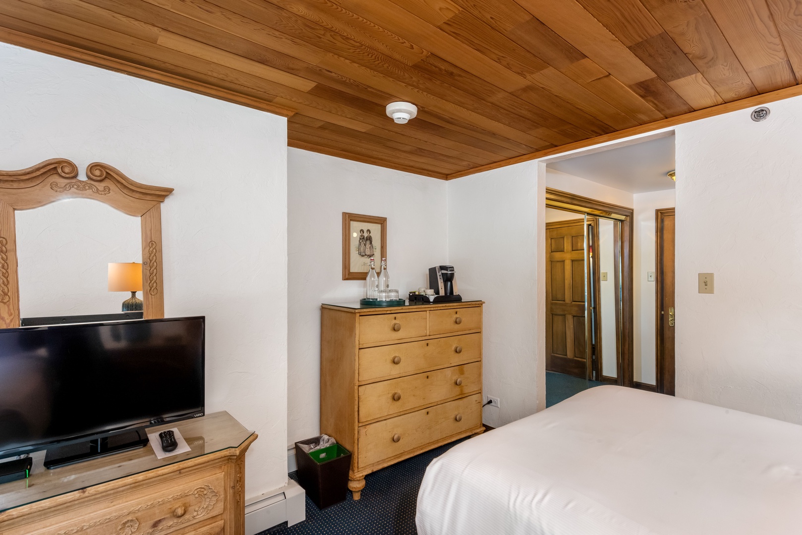Queen Bed and Complimentary Coffee