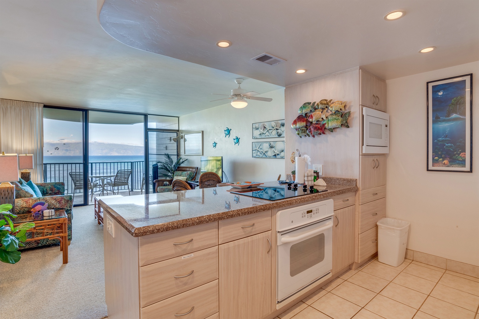 kahana-reef-317-living-room-01