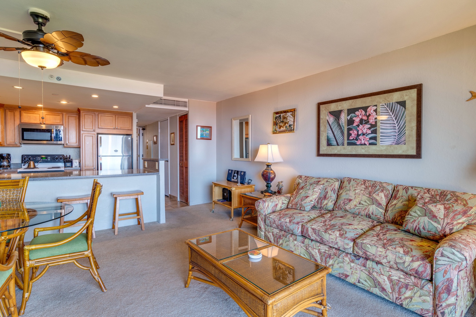 Kaanapali-Shores-Living-Room-02