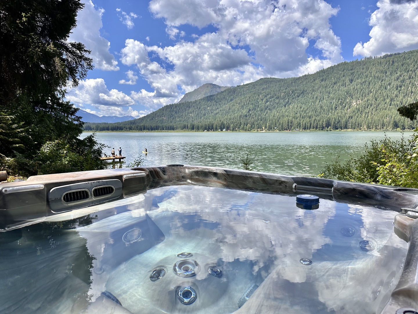 Alpine Lake Escape on Fish Lake