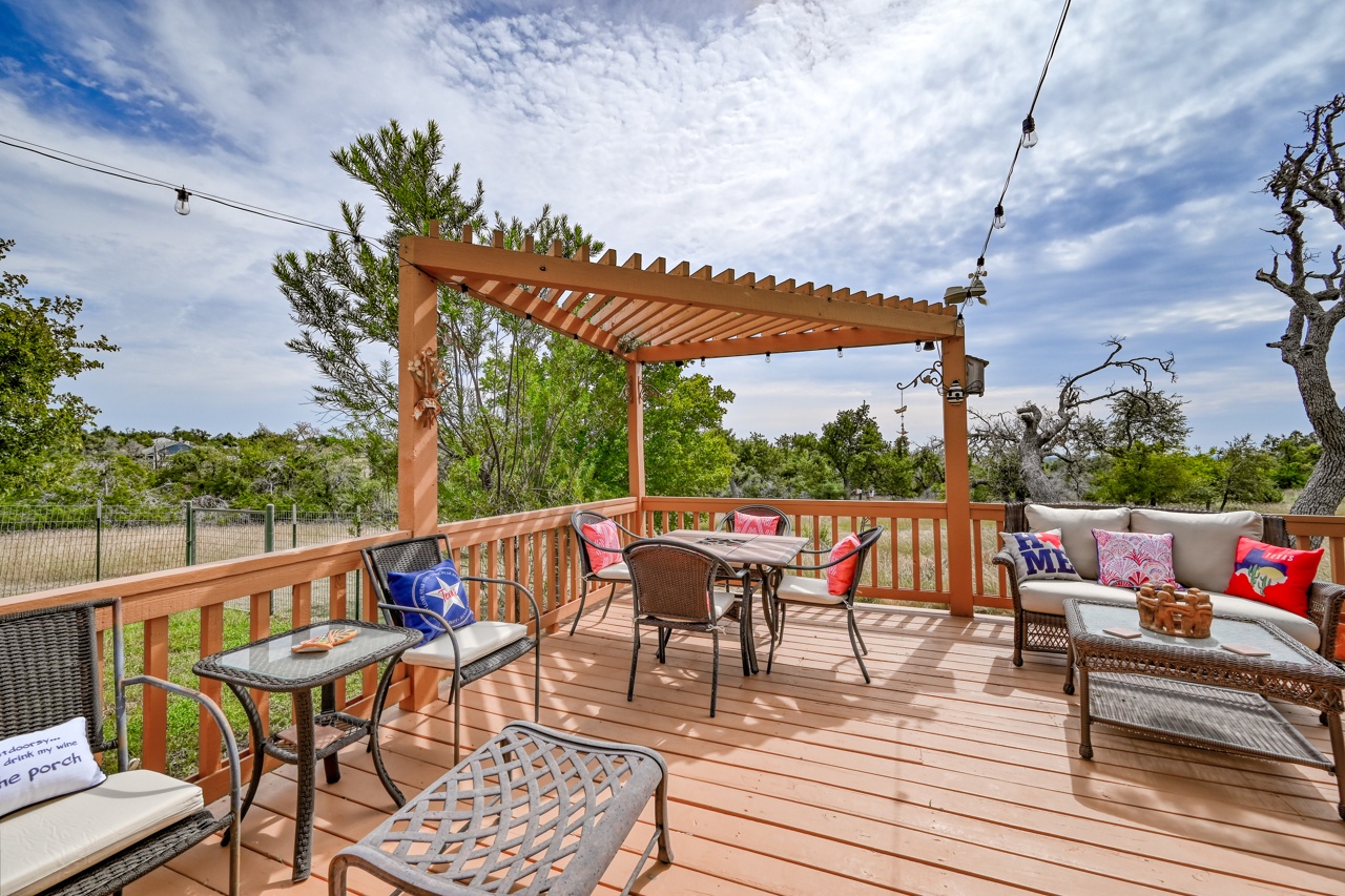 Moonlight Serenade Ranch | 7 Mins to Downtown Fred