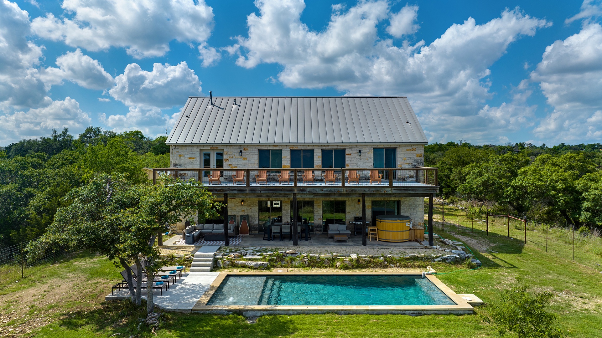 The Point-Hill Country Views-Pool-Hot Tub