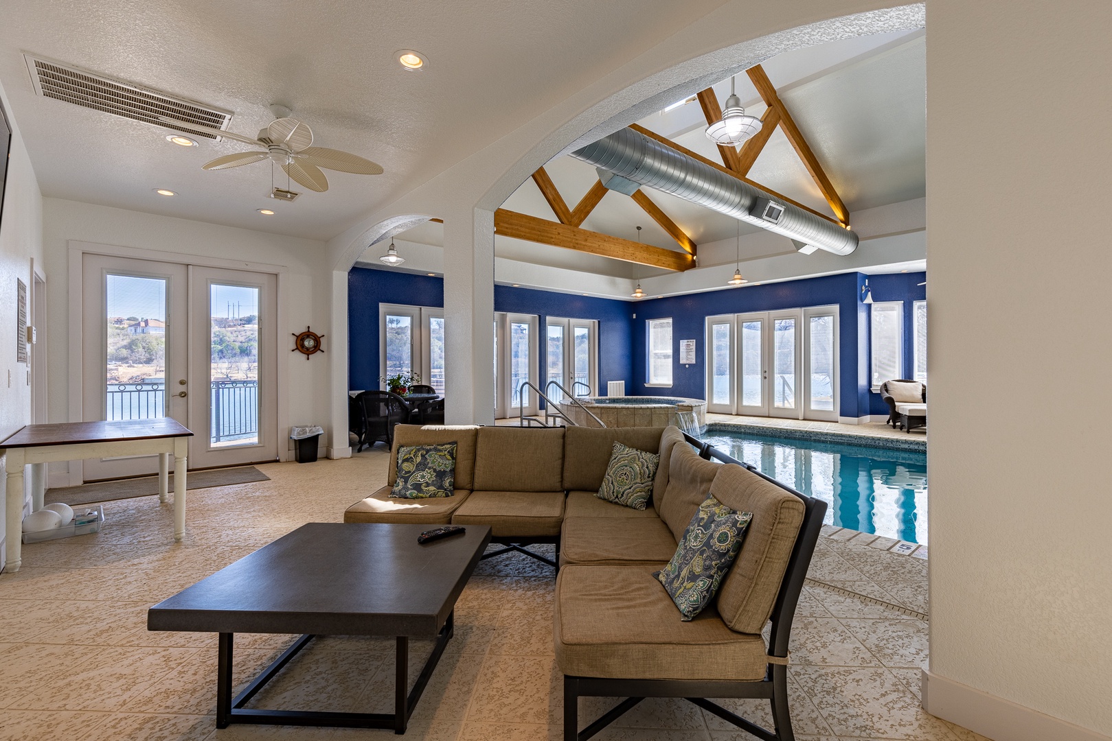 1205 Lakeshore Dr.