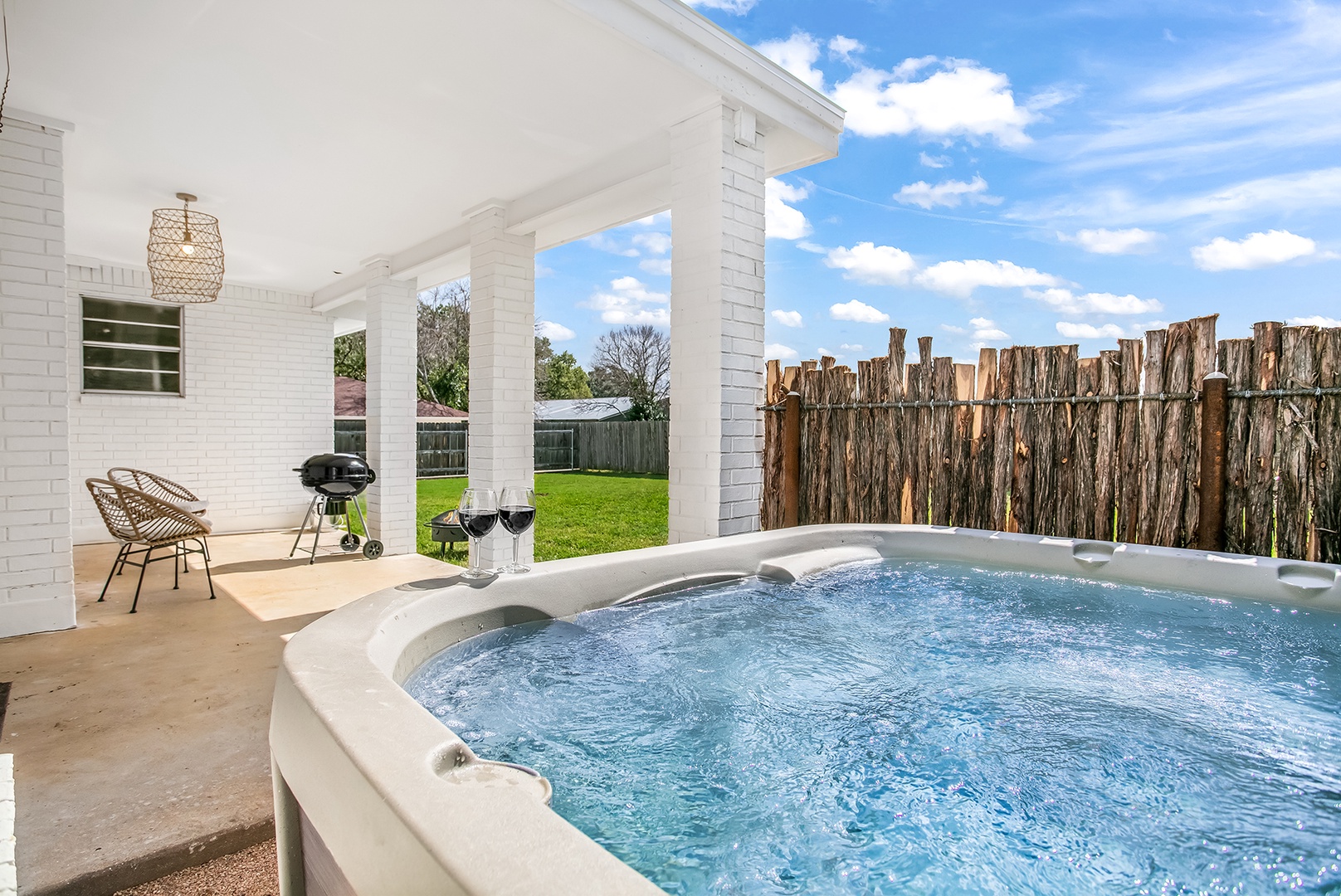 A Crystal Place | Hot Tub and Fire pit | 1 Blk off Main St