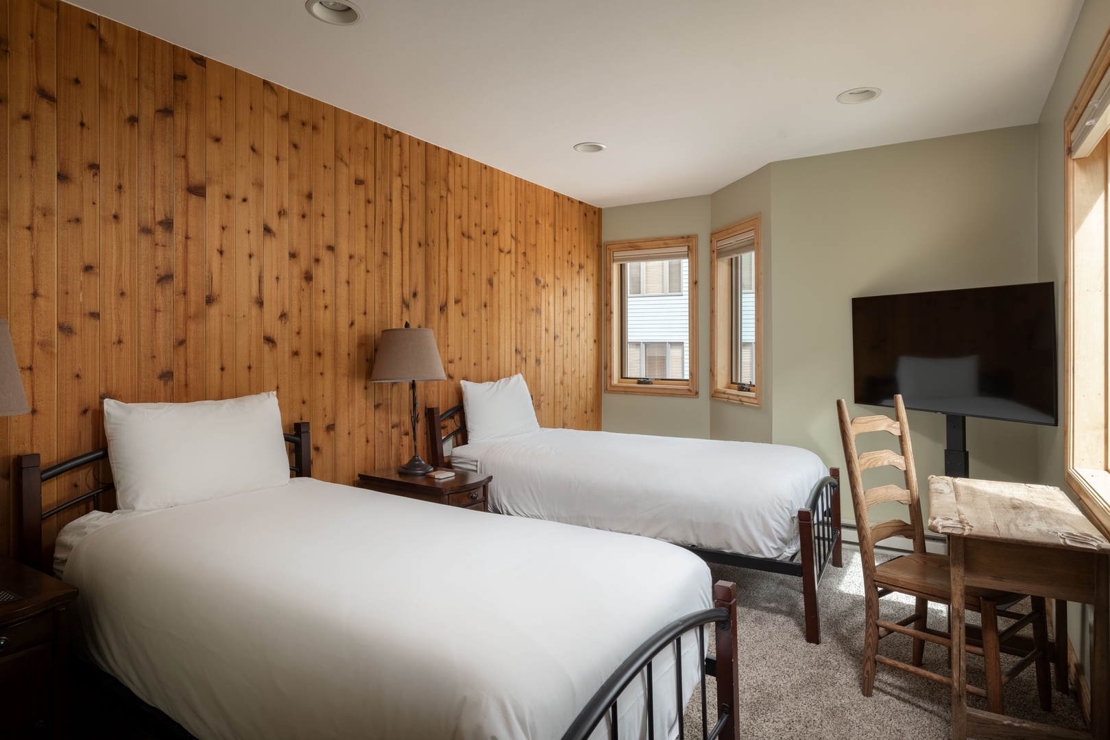 Bedroom 2 - 2 twins that can be converted to a king upon request