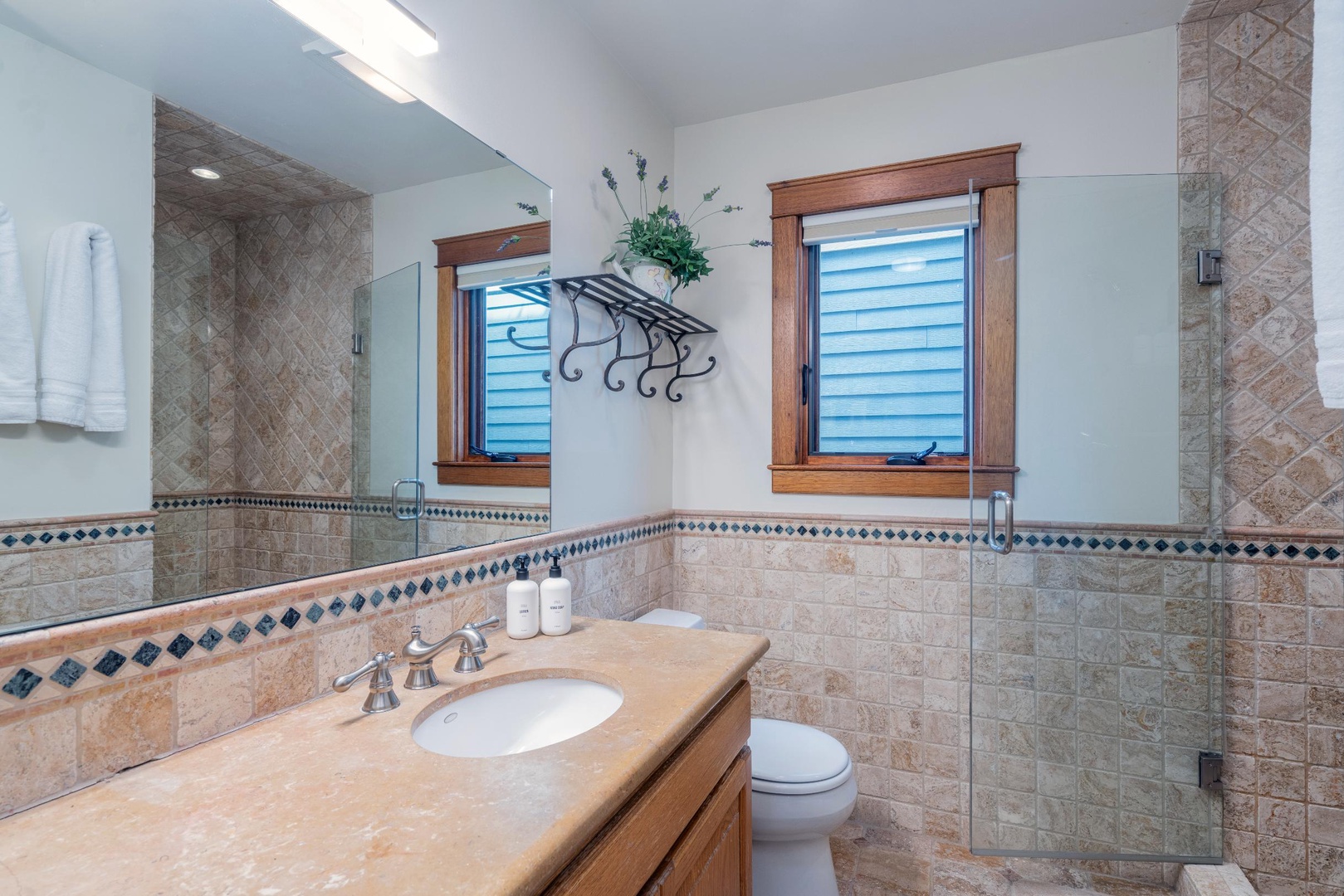Guest Bathroom 3 - Shared with bedroom 3 and 4