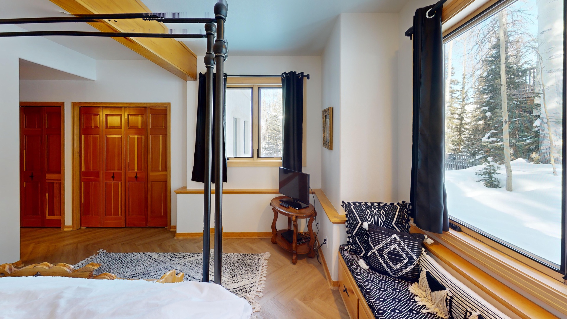 244-Benchmark-Bedroom