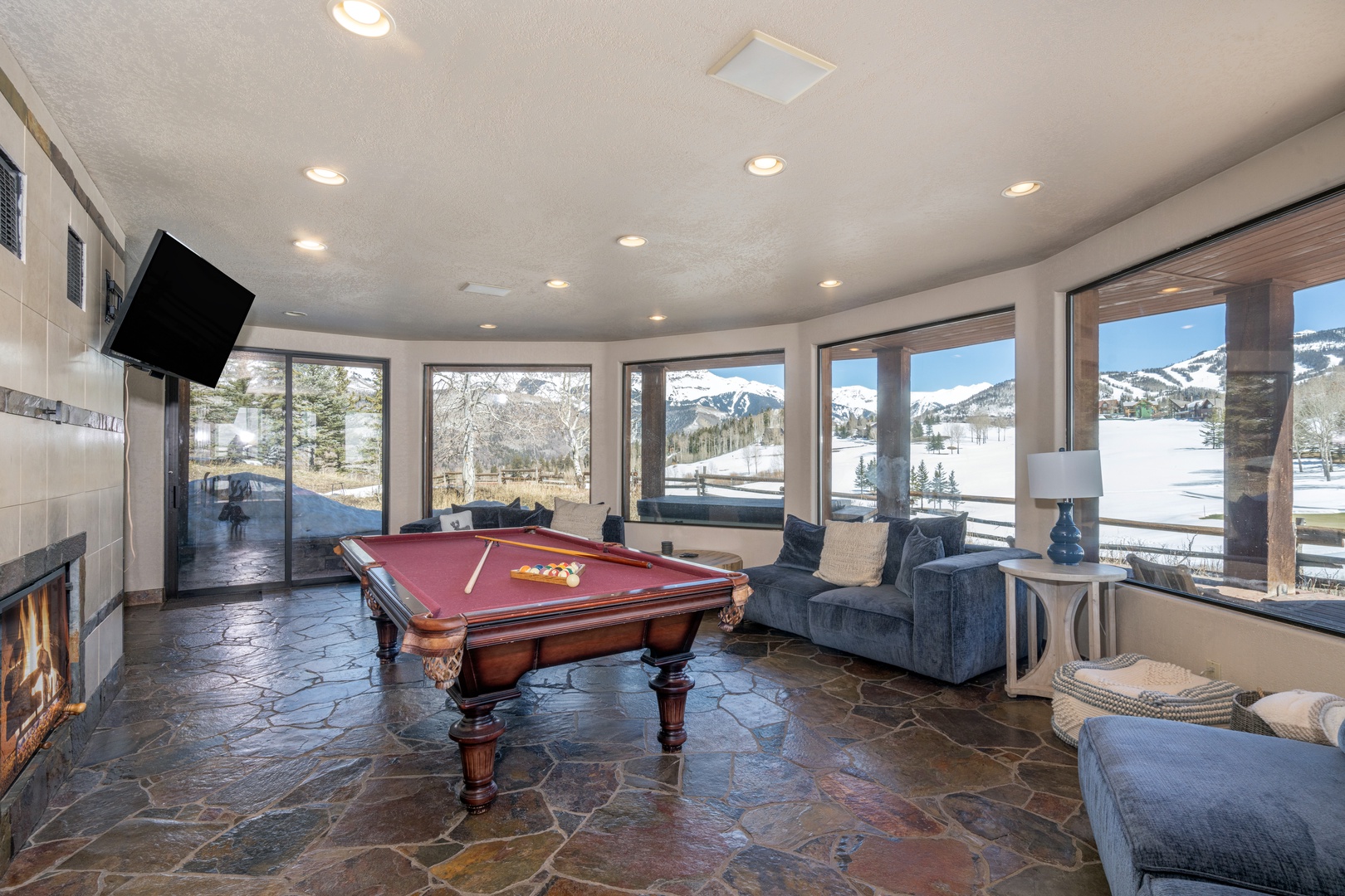 Pool table/game room on lower level