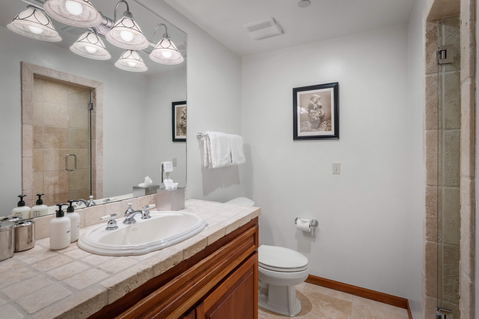 Bathroom 3 - Adjacent to bedroom 3