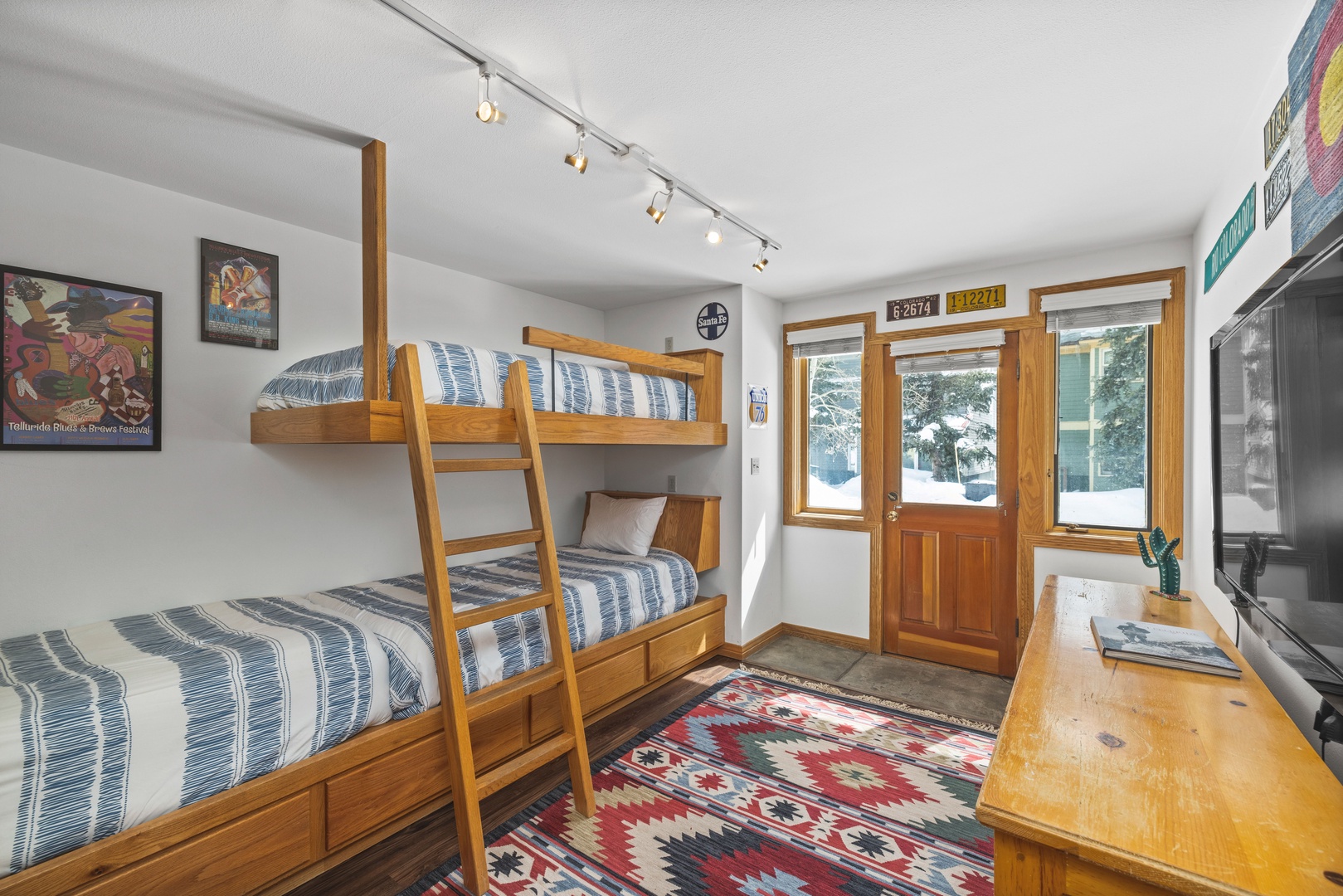 Bedroom 4 - Bunk room - 3 twin beds