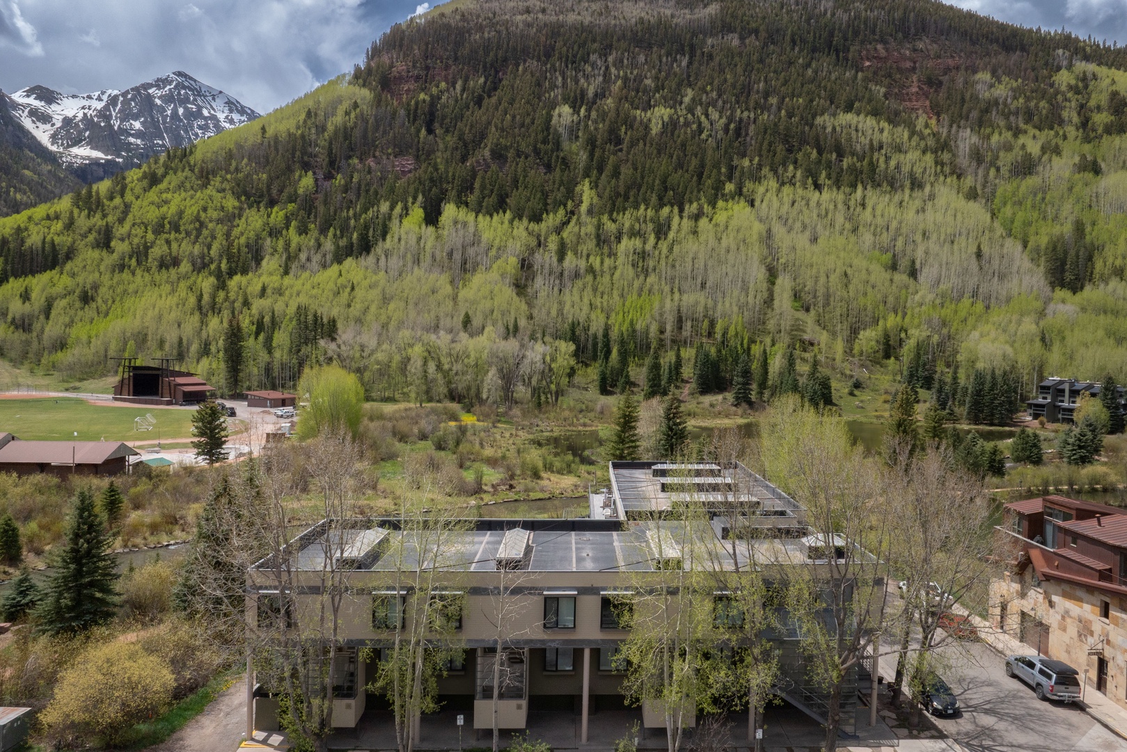 Muscatel 20 by Curate Telluride