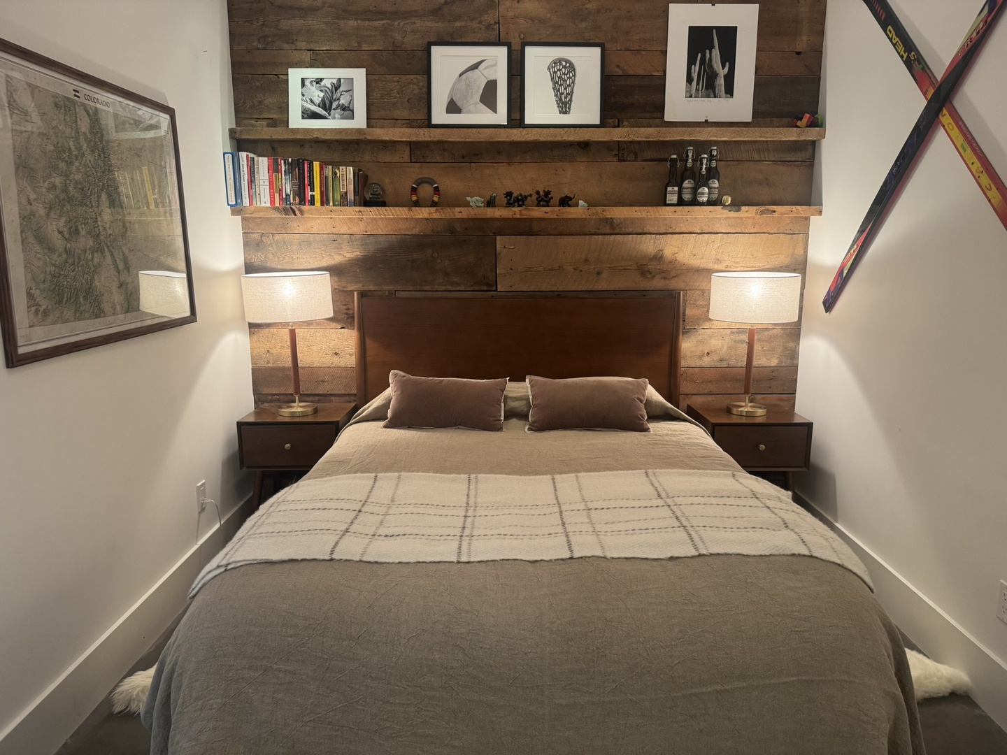 Bedroom 3- Queen Bed