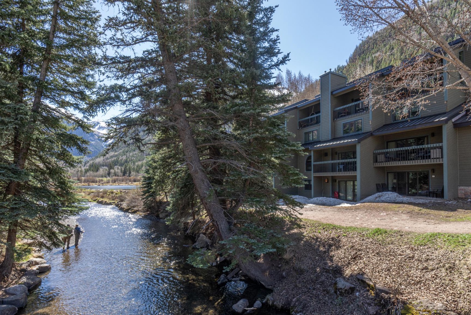 A perfect location - on the river, trails, and downtown