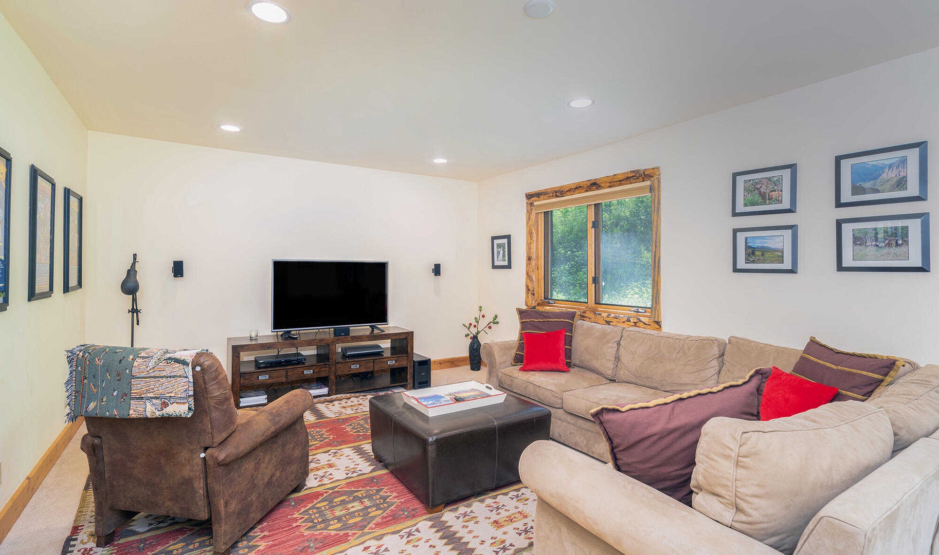 Media Room / Game Room - Lower Level - Comfortable seating with bar and TV