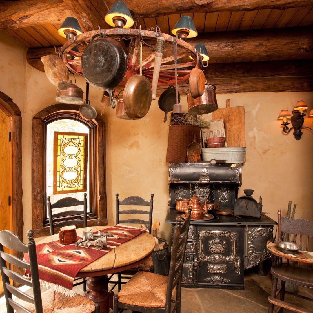 Main Lodge Kitchen Breakfast Nook