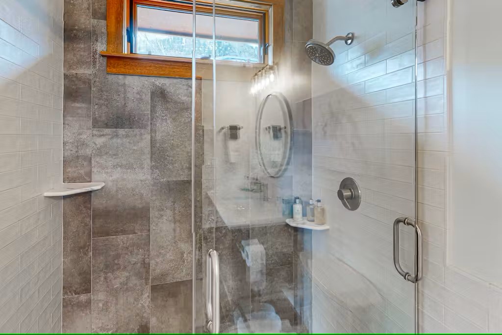 Bathroom 2 - shared with Bed 2 and Bed 3