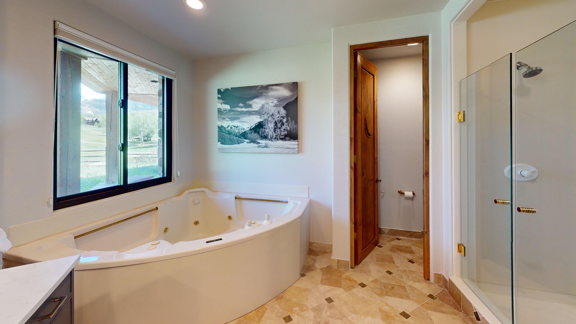 Guest Bathroom 4 - Large soaking tub (Lower Level)