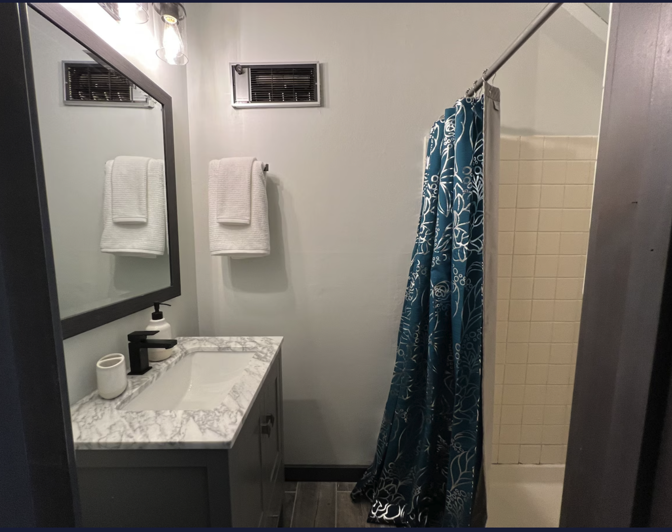 Bathroom 2 - Shared