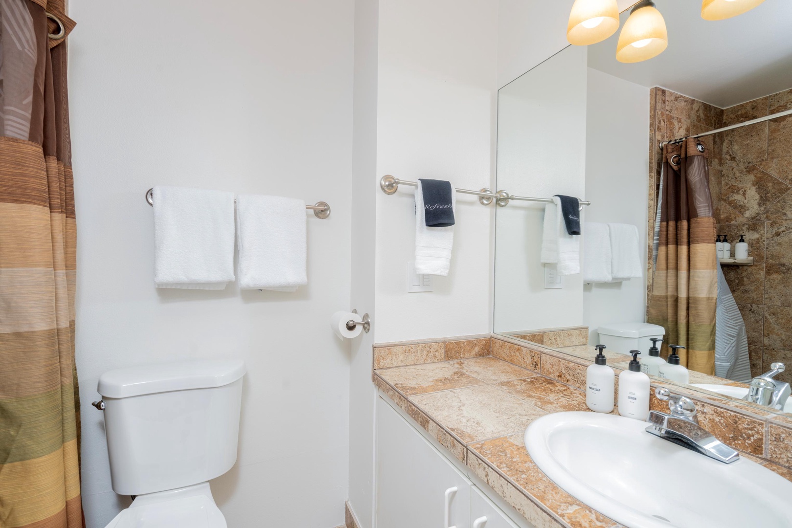 Bathroom 1 - Shared Bathroom - Single vanity and tub/shower combo