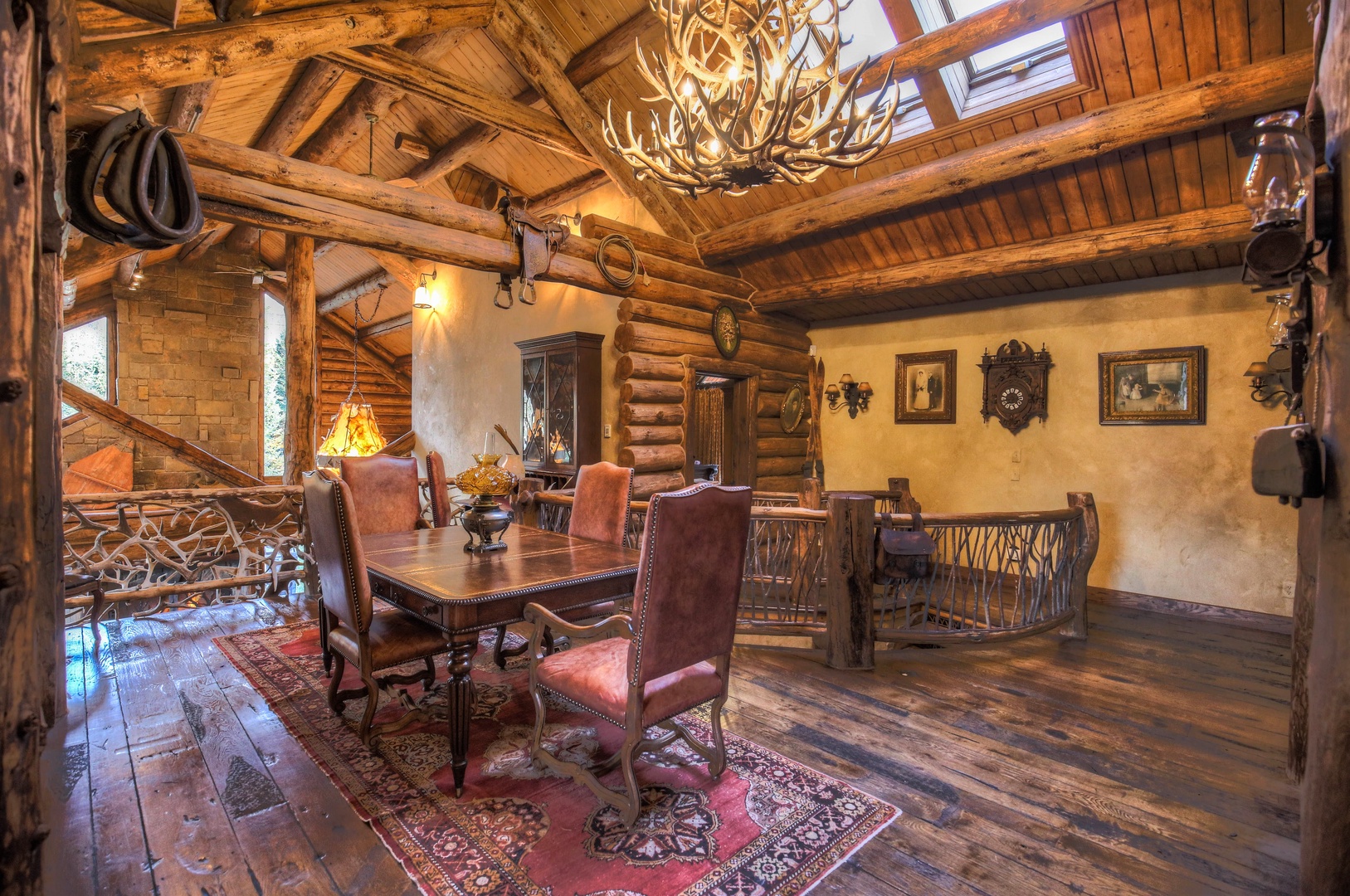 Main Lodge Sitting Area between Upper Level Suites