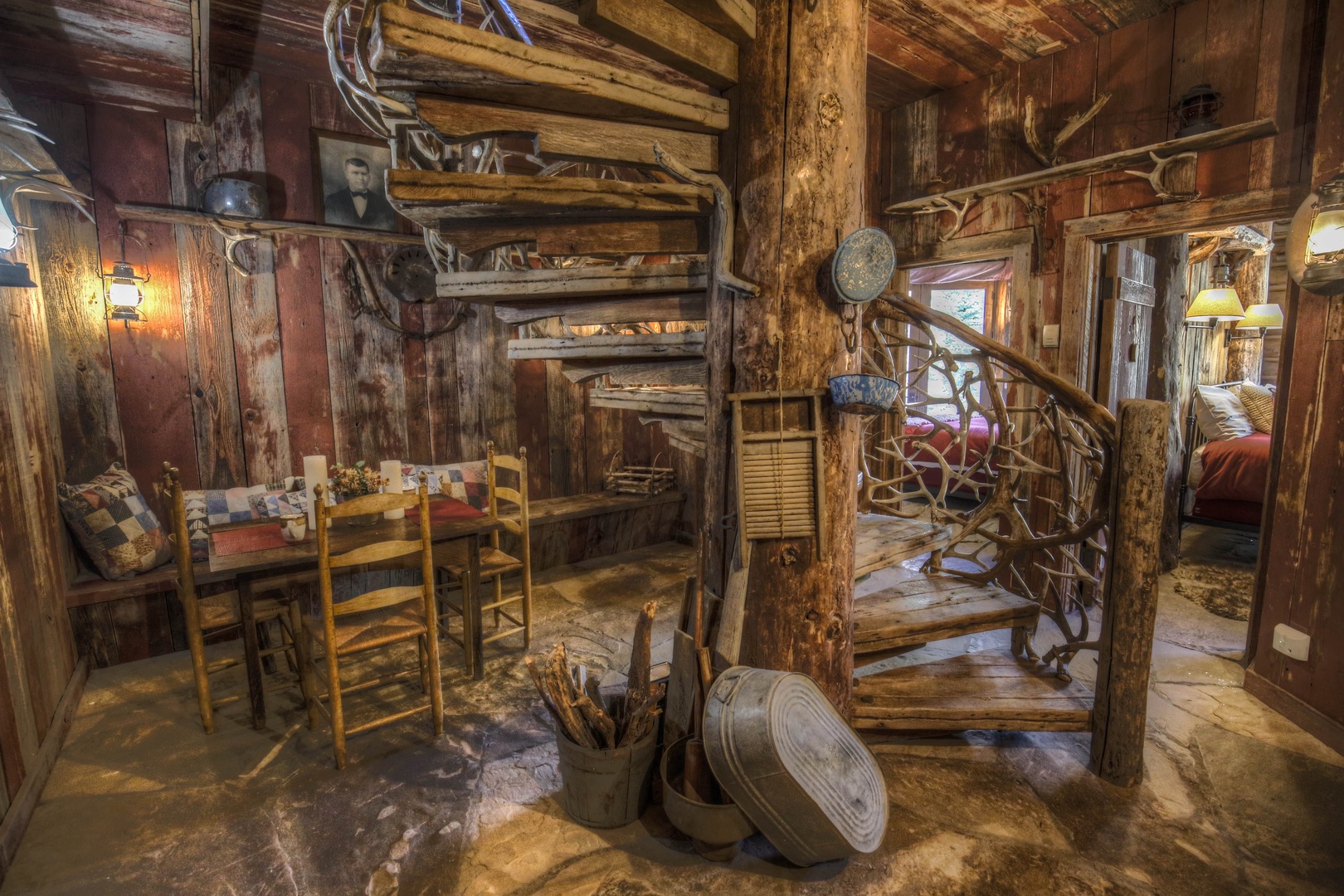 Hot Springs House Dining Area (Lower Level)