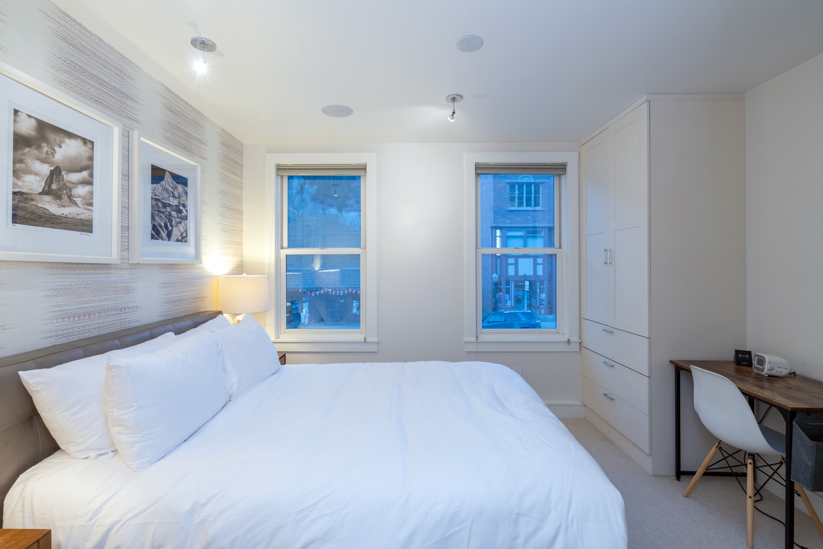 Bedroom 2 - queen bed with ensuite bathroom