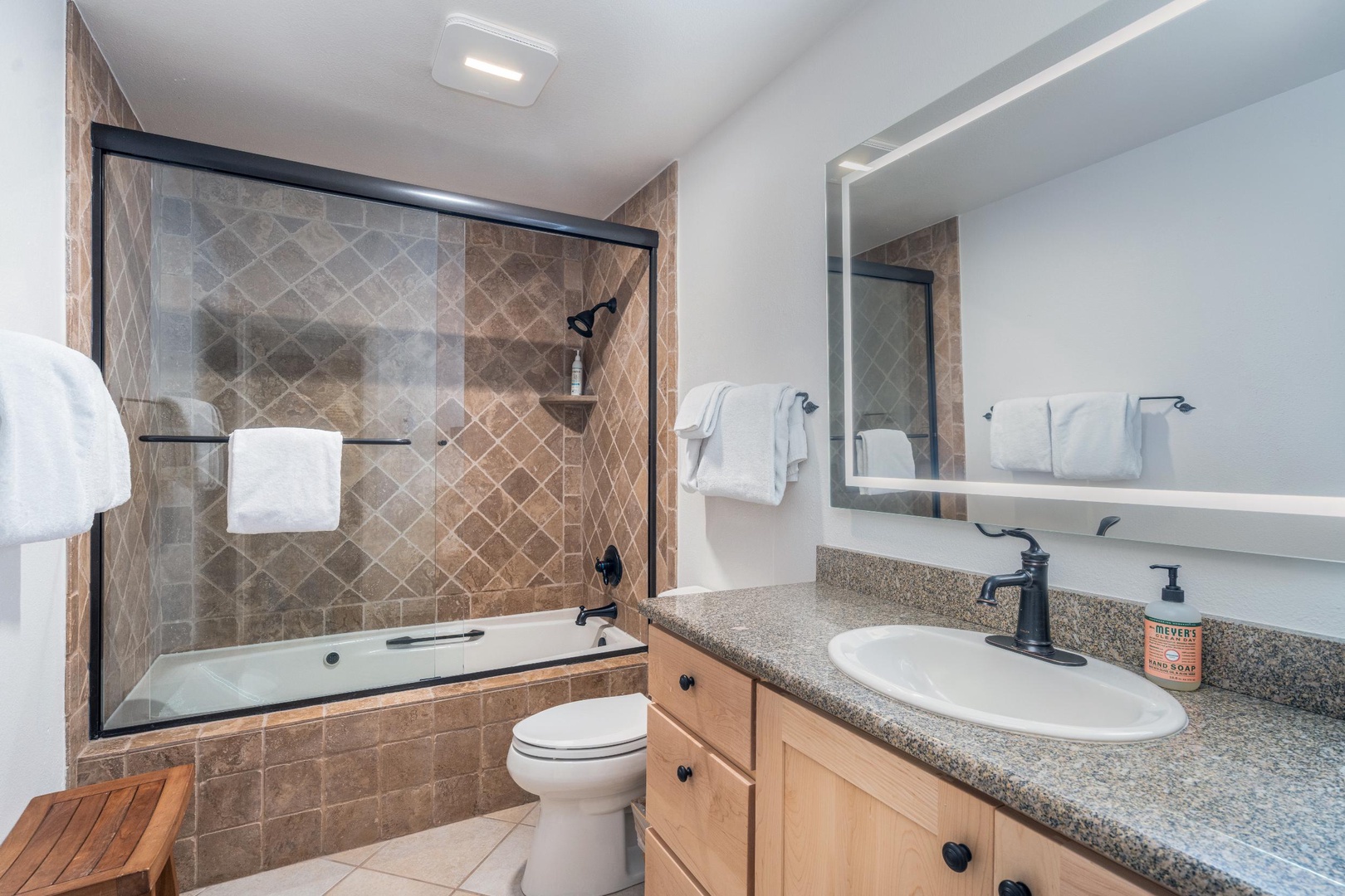 Primary Bathroom 1 ensuite