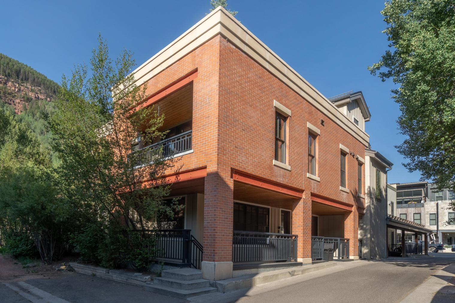 Ballard North - Center perfect in Telluride