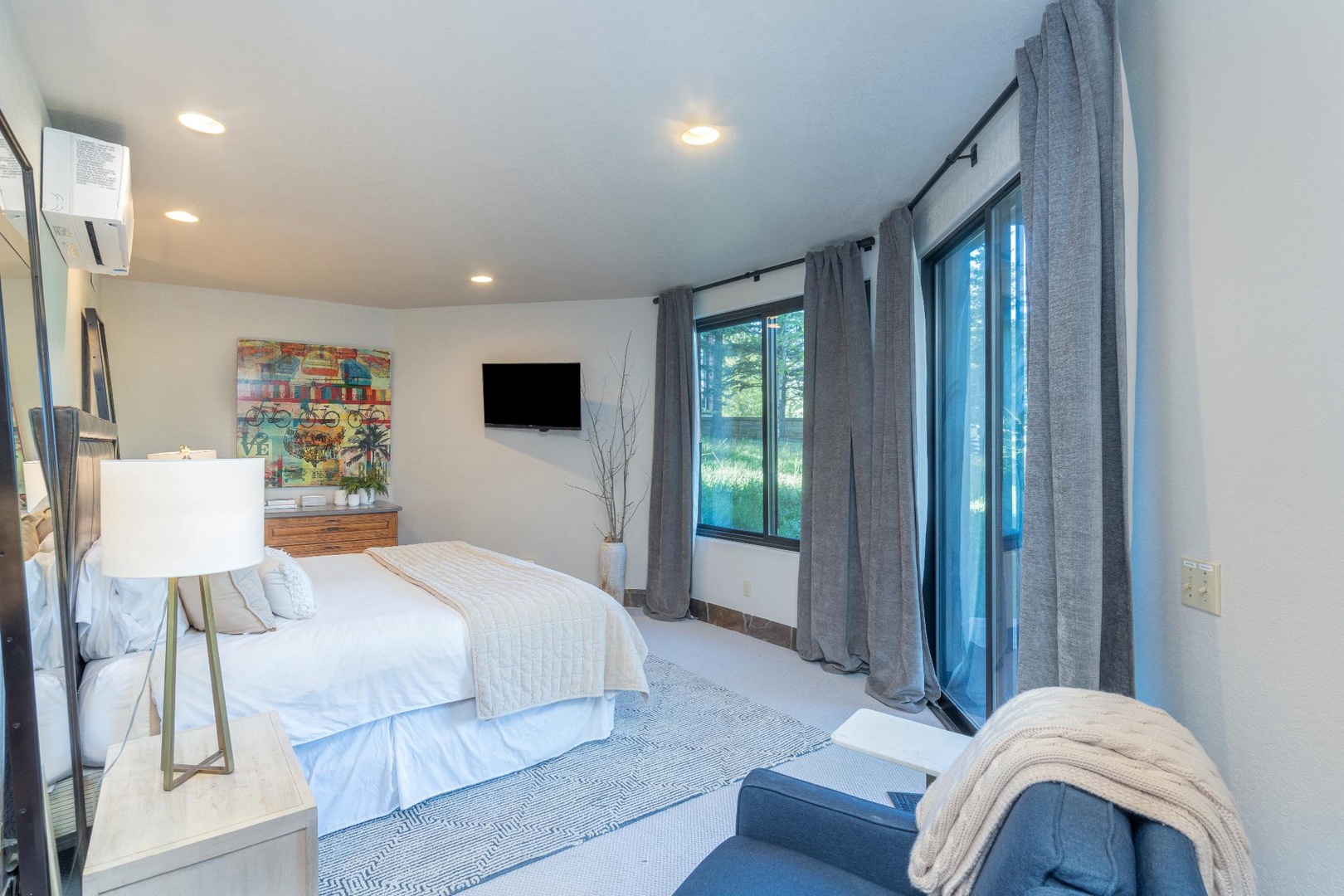 Guest Bedroom 5 - King (Lower Level) AC