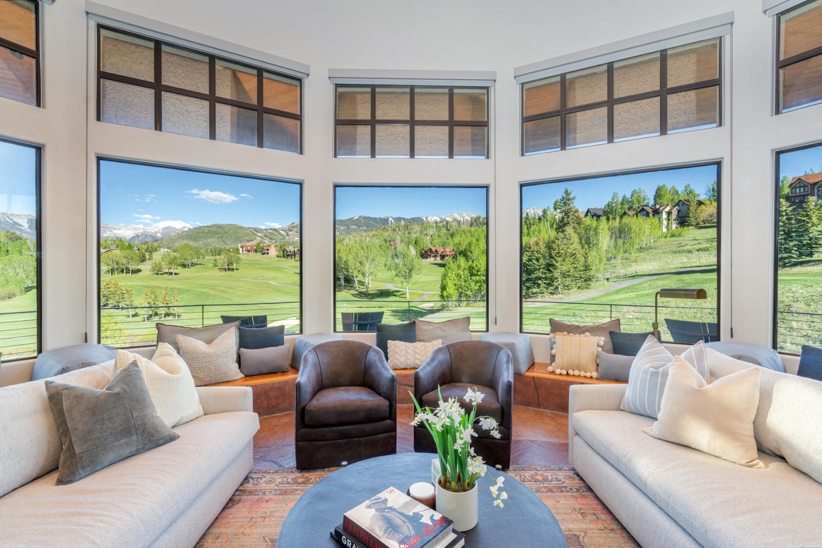 Living Room - Natural, sweeping light with beautiful mountain views