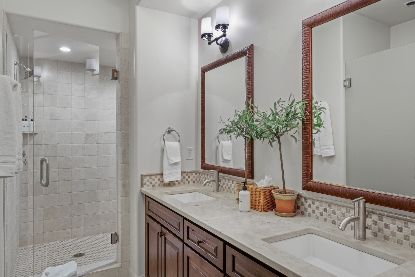 Guest Bathroom 2 - en suite