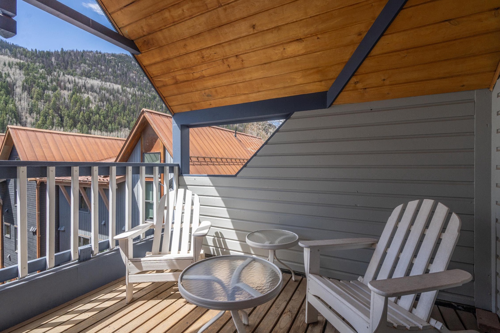 Upstairs balcony with BBQ and ski area views