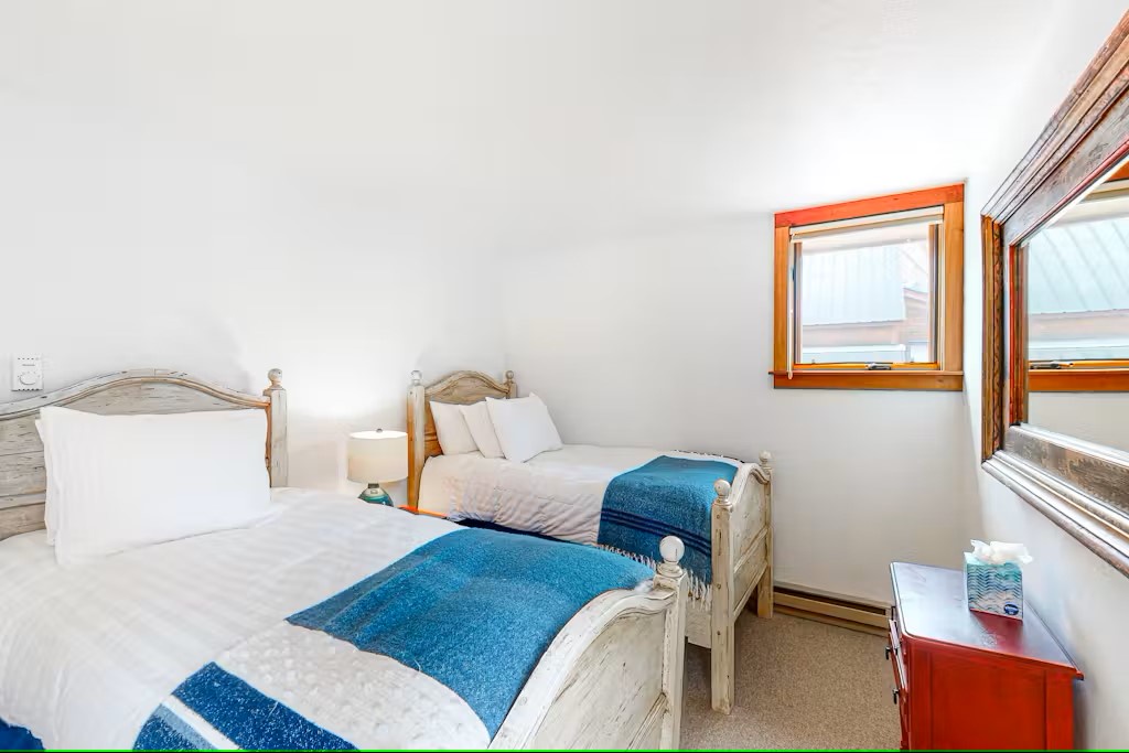 Bedroom 3 - 2 Twin beds