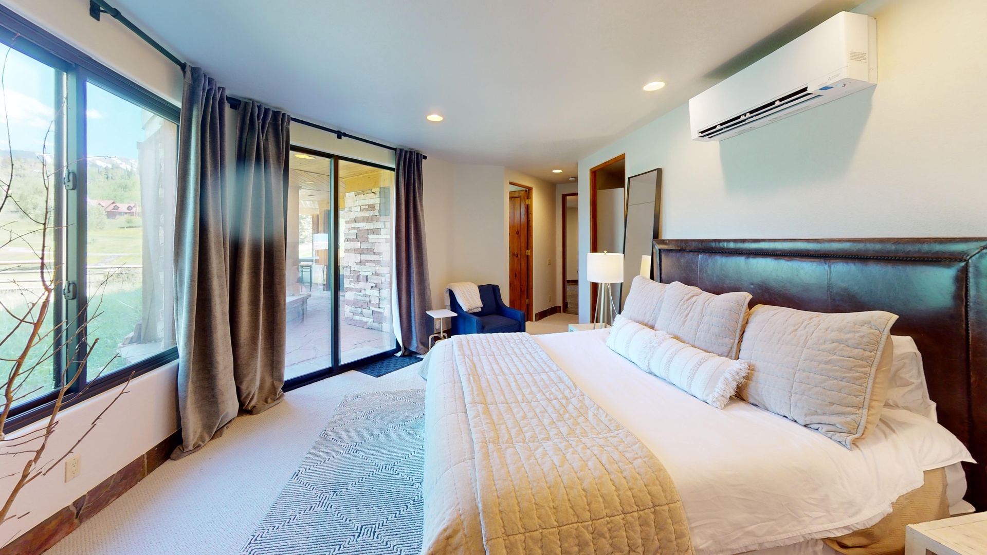 Guest Bedroom 5 - King (Lower Level) AC