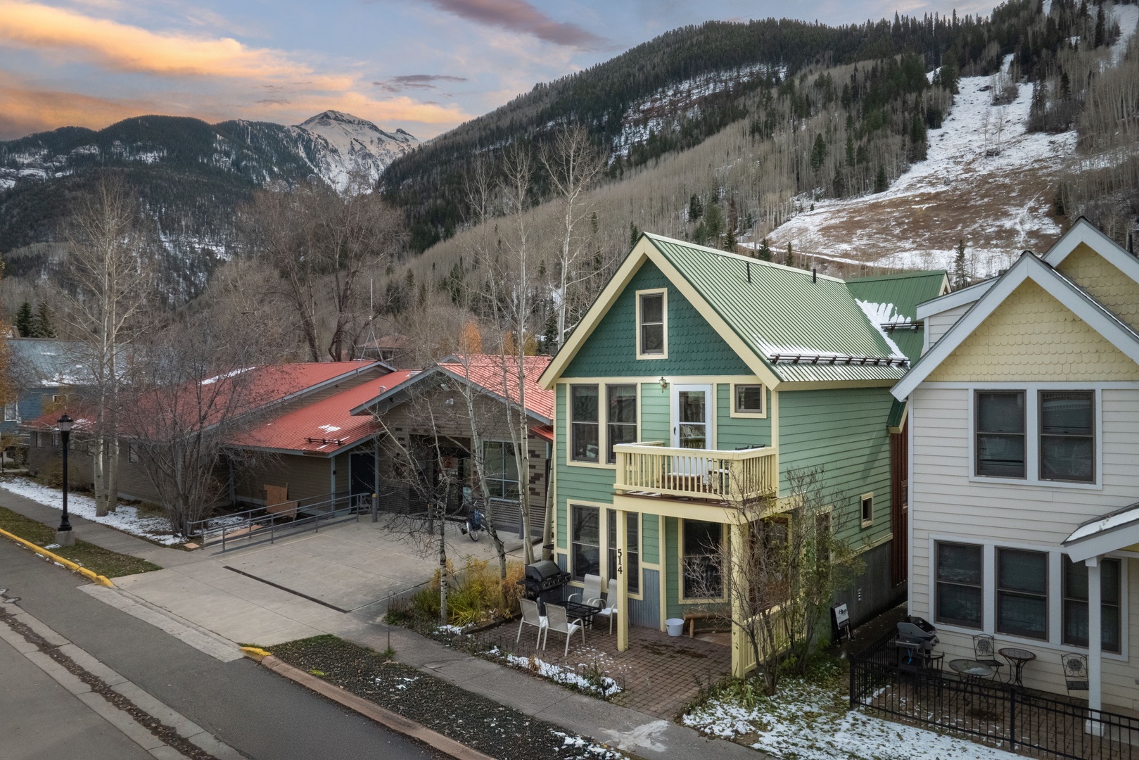 West Pacific - The Pacific Street Townhome - by Curate Telluride