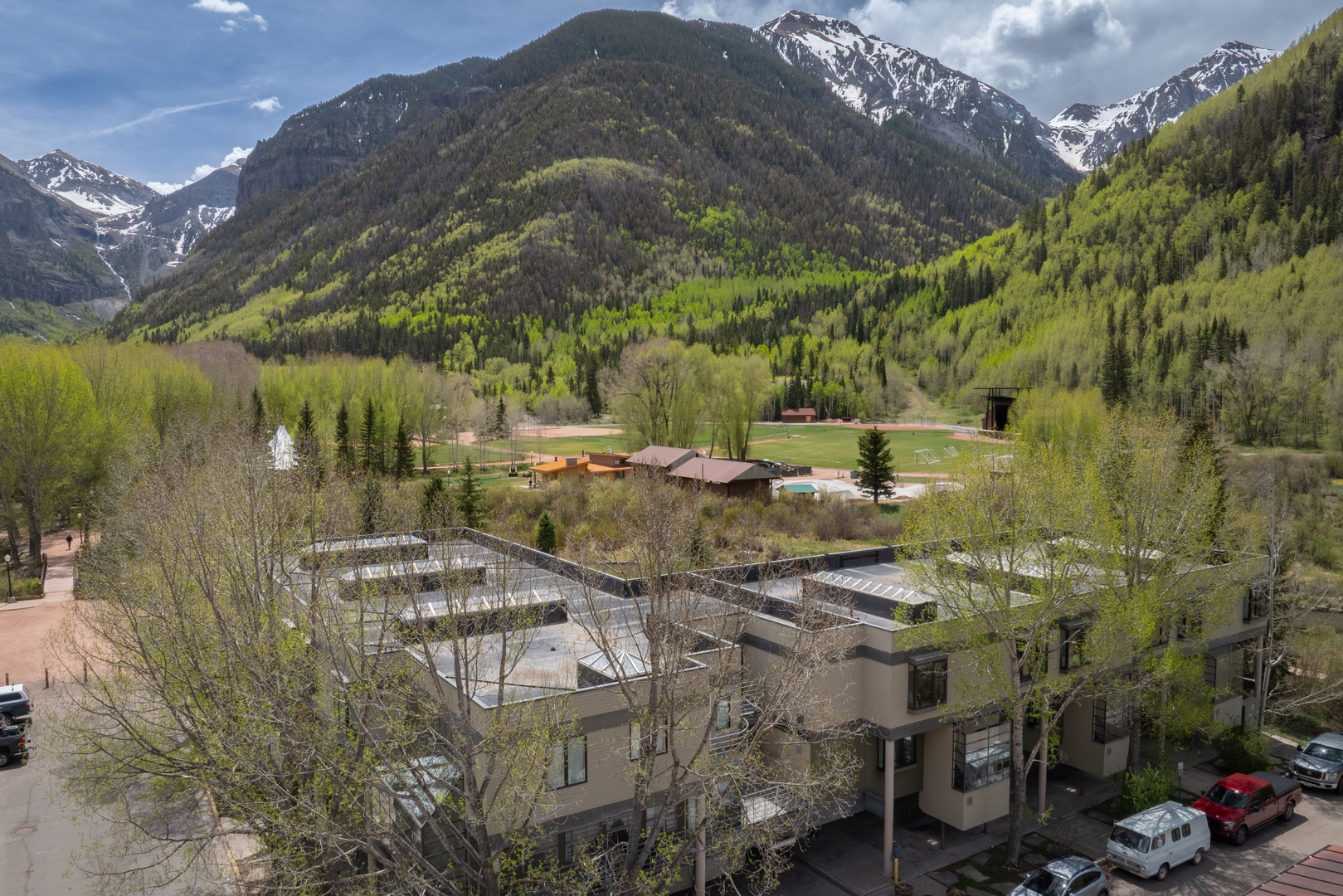 Muscatel 20 by Curate Telluride