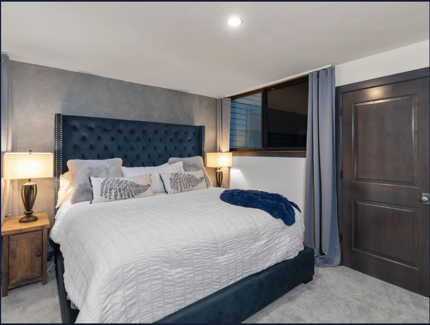 Bedroom 1 - King Bed