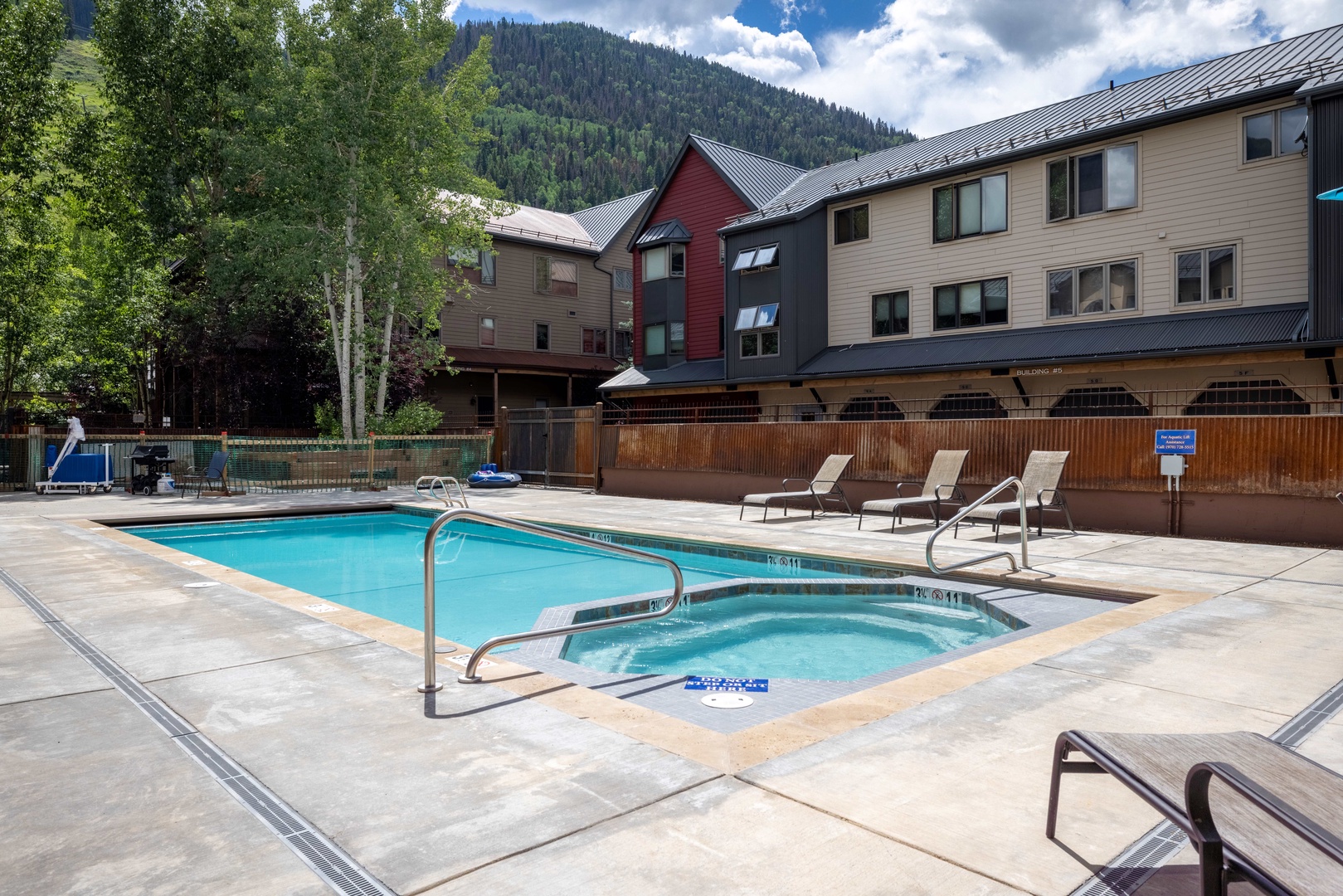 Lulu City's common pool and hot tub - open seasonally