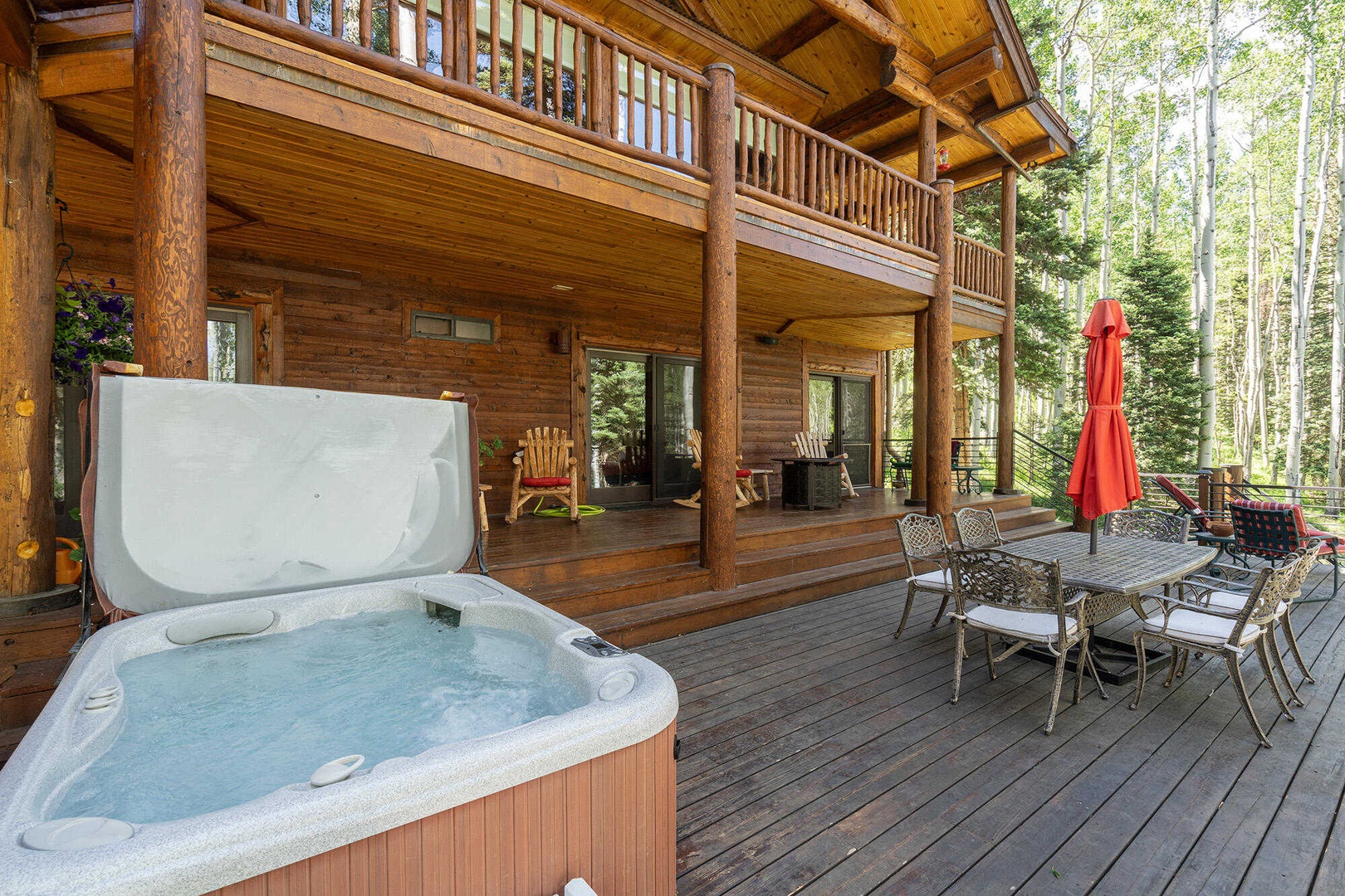 Deck - Private hot tub