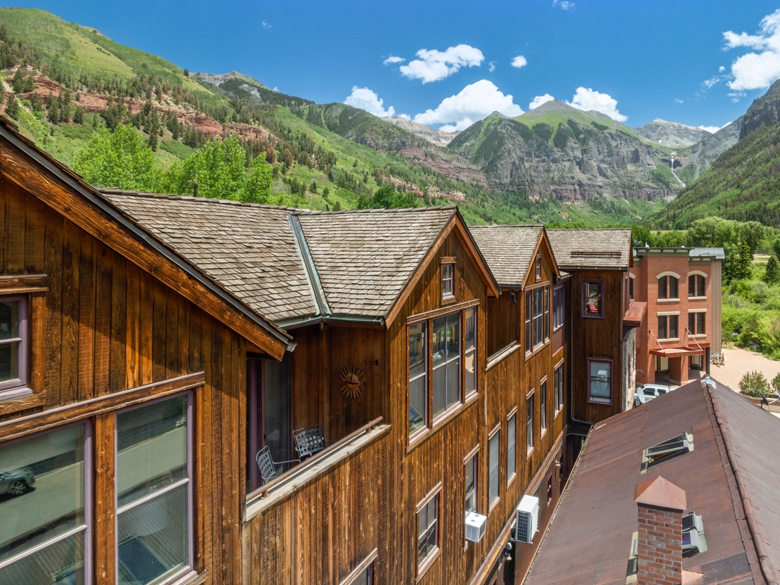 Pine Street C - Ballard Views by Curate Telluride