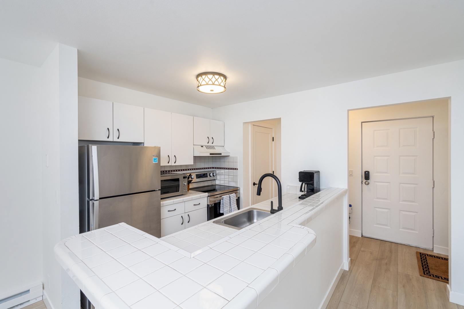 Bright and sunny kitchen