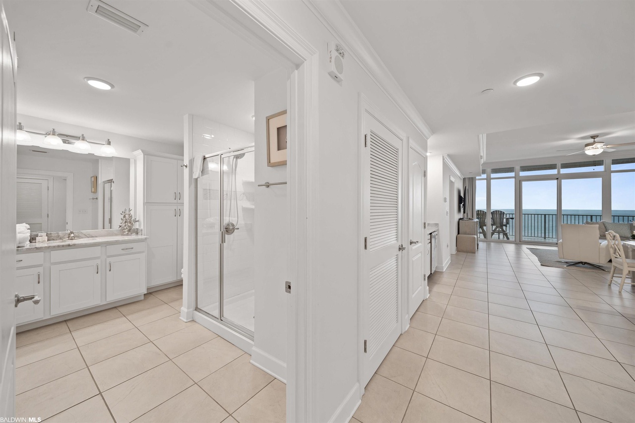 Hallway view looking into 1st guest bathroom