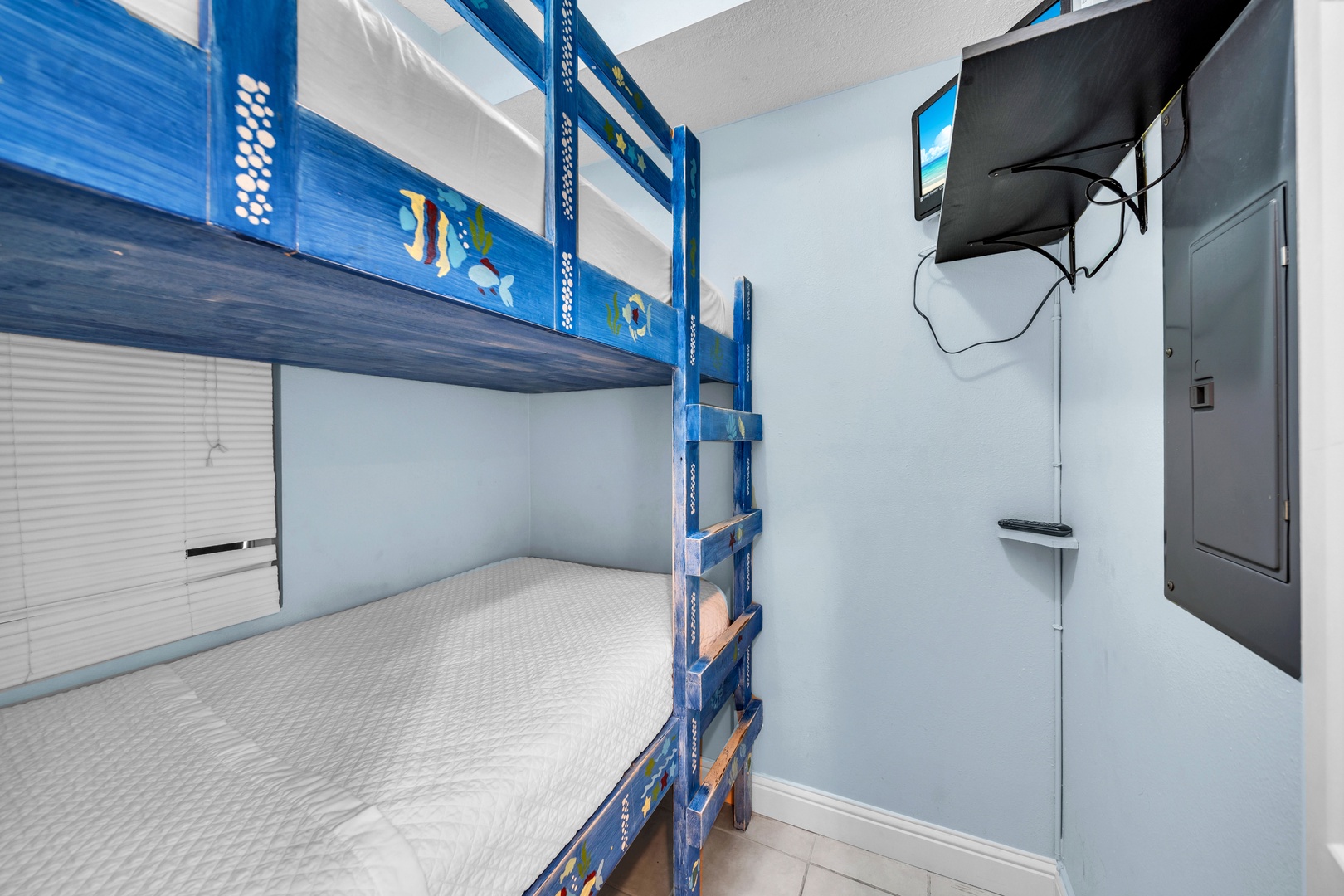 Bunk room with twin over twin