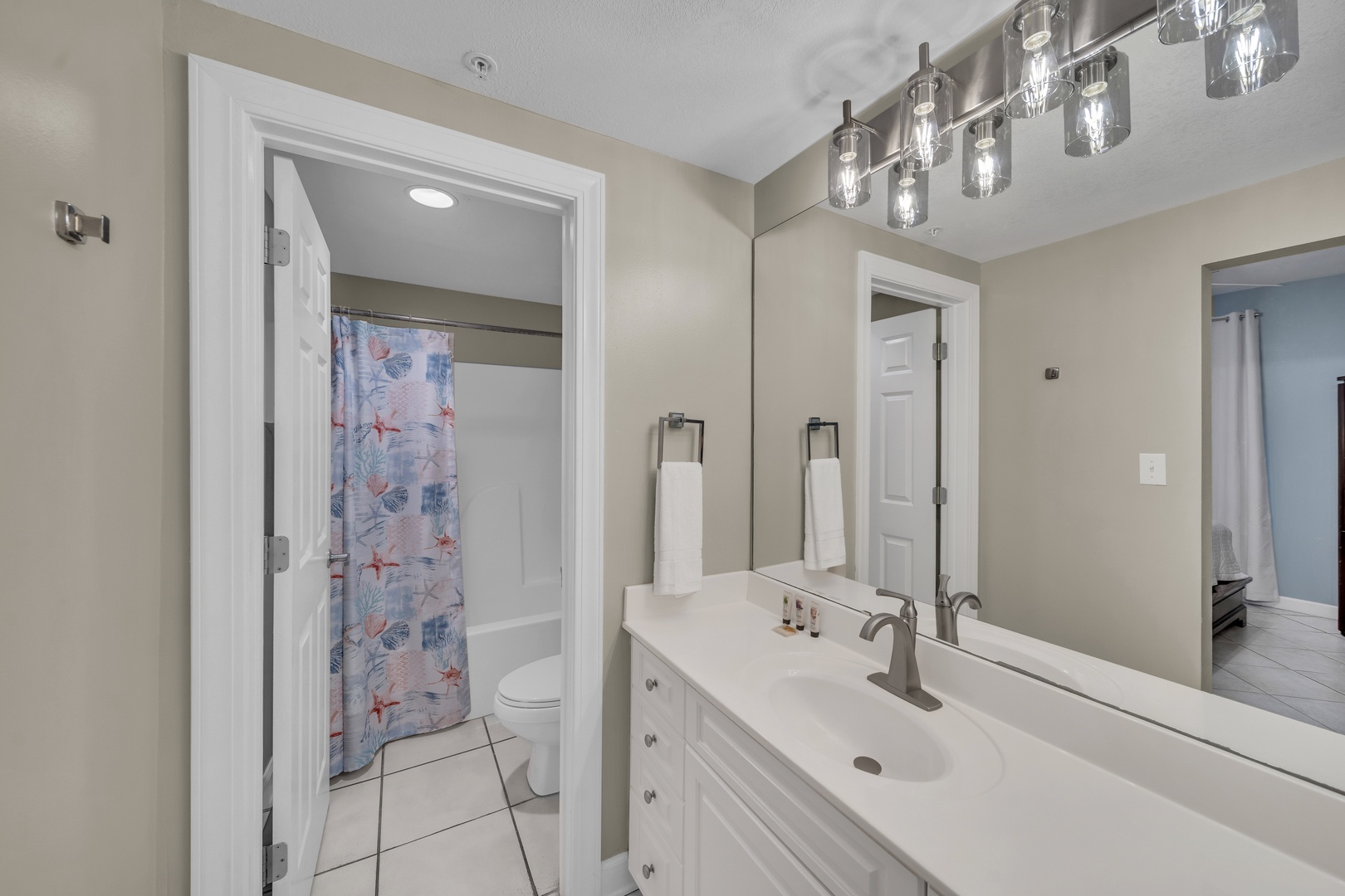 Admirals Quarters 1104