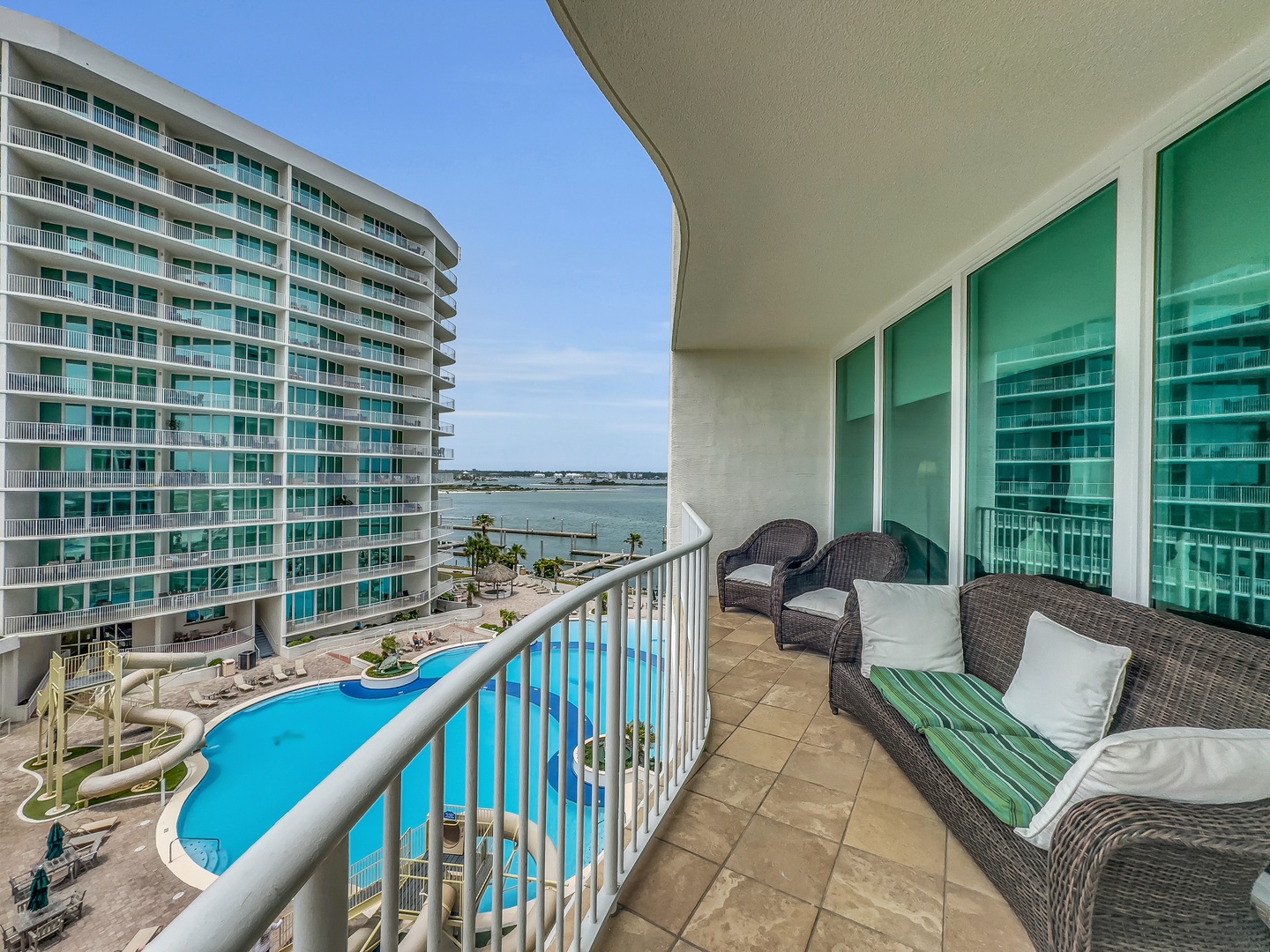 Balcony with plenty of seating