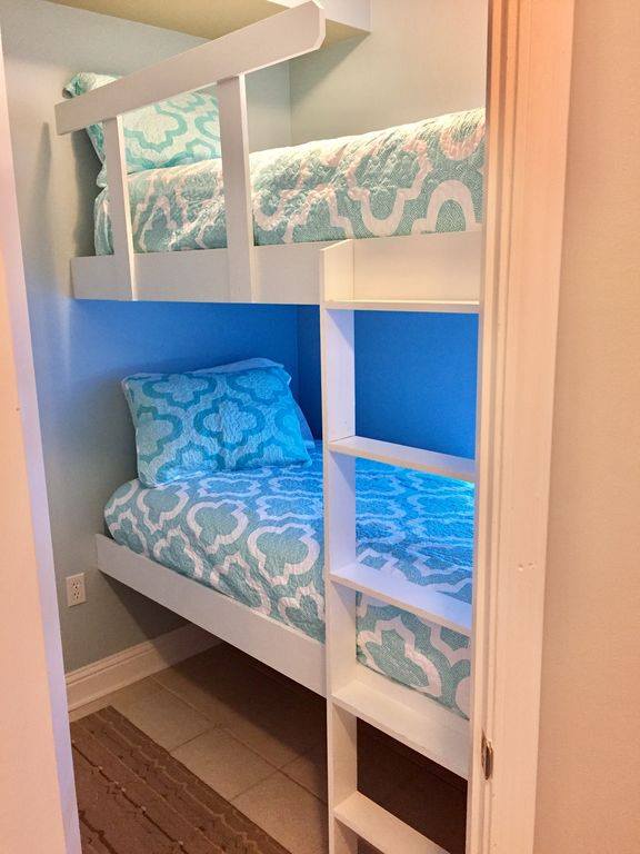 Twin over twin bunk with 20" TV